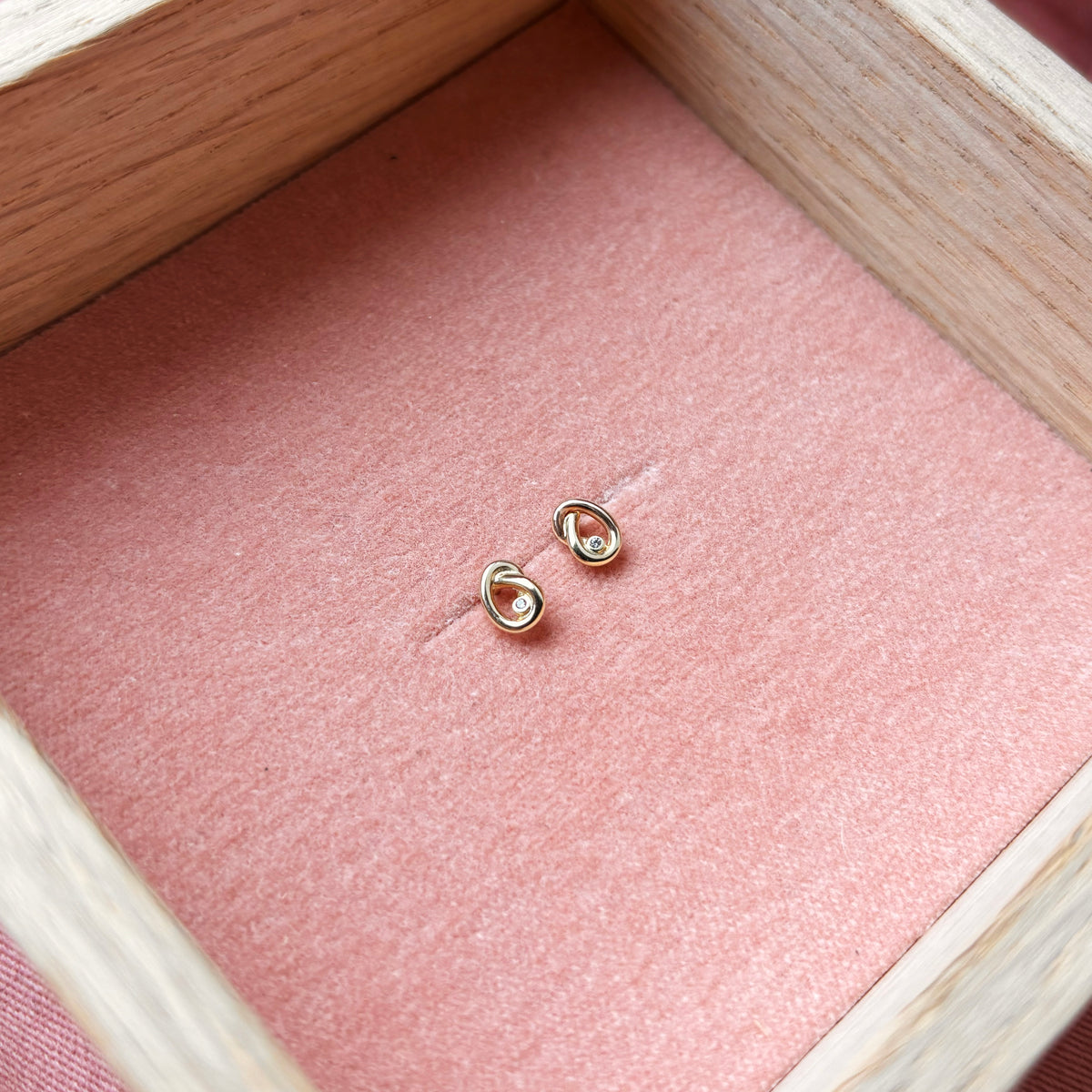 Øreringe i 8 kt. guld