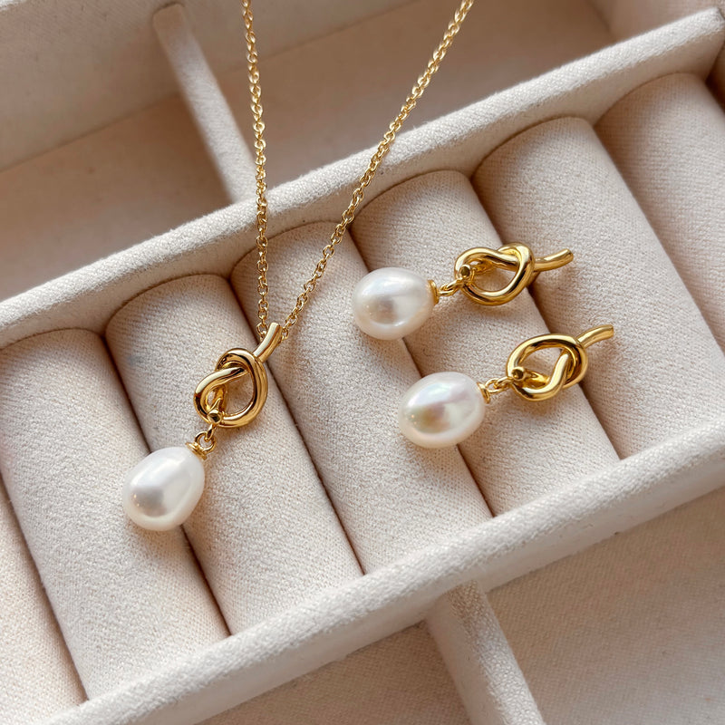 Halskæde i forgyldt sølv