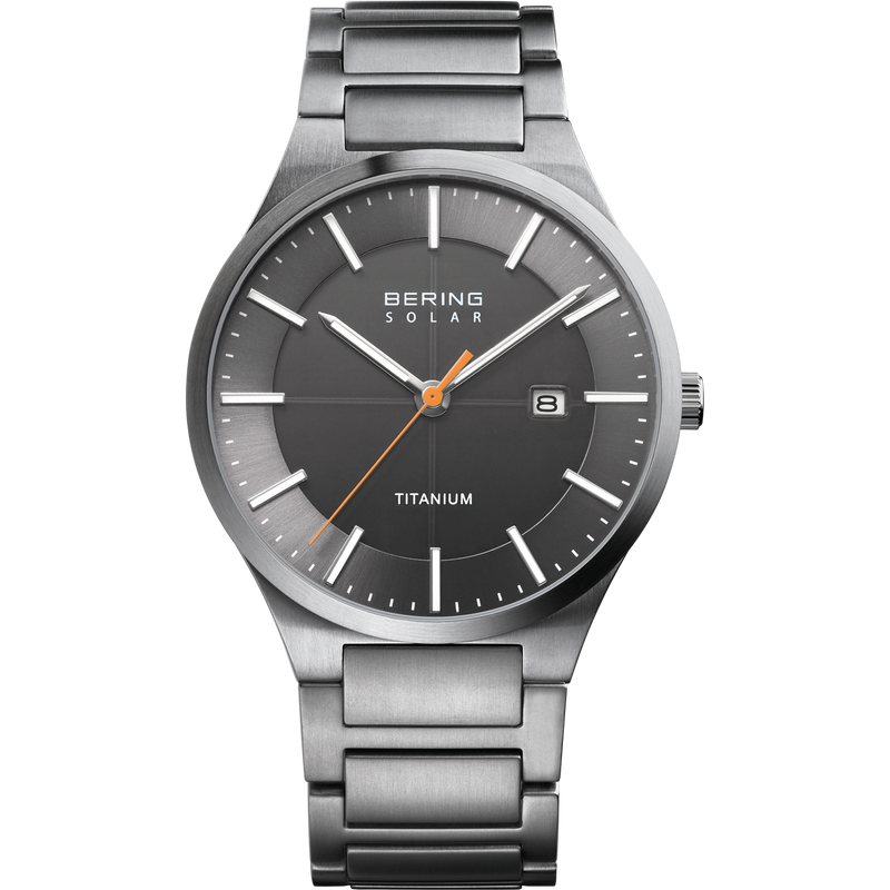 Herreur med sort lænke