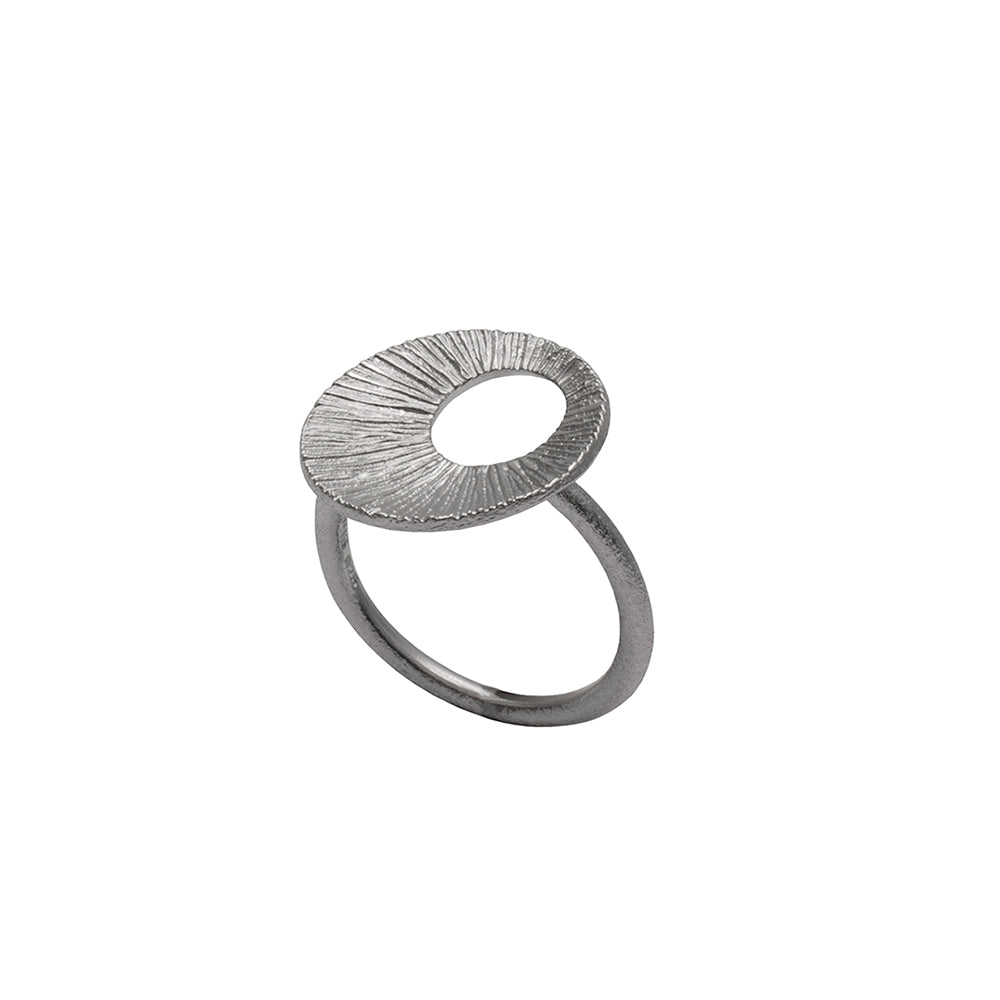 Dreamcatcher ring i oxideret sølv